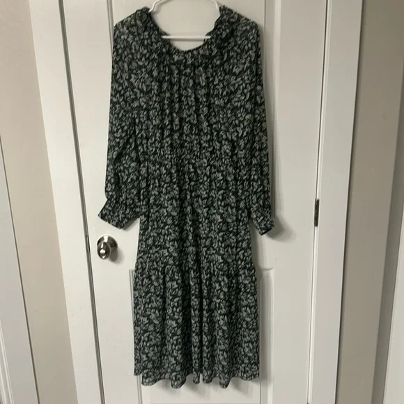 Madewell Green and white floral dress